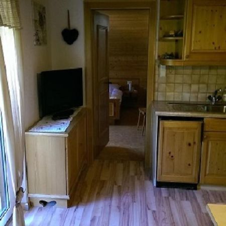 シュルンスHaus Hubertusアパートメント エクステリア 写真
